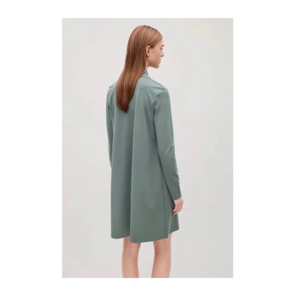 COS Minimalist V-Neck Long Sleeve Stretch Heavy Jersey A Line Dress - Picture 2 of 15